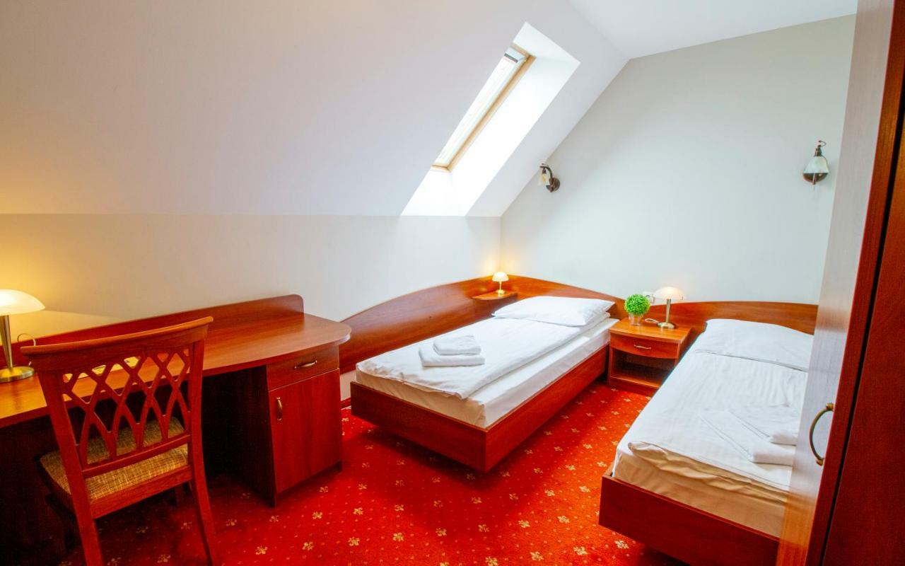 Hotel Stary Mlyn Kozieglowy  Екстер'єр фото